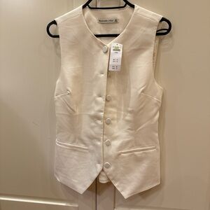 Abercrombie & Fitch Cream Blazer